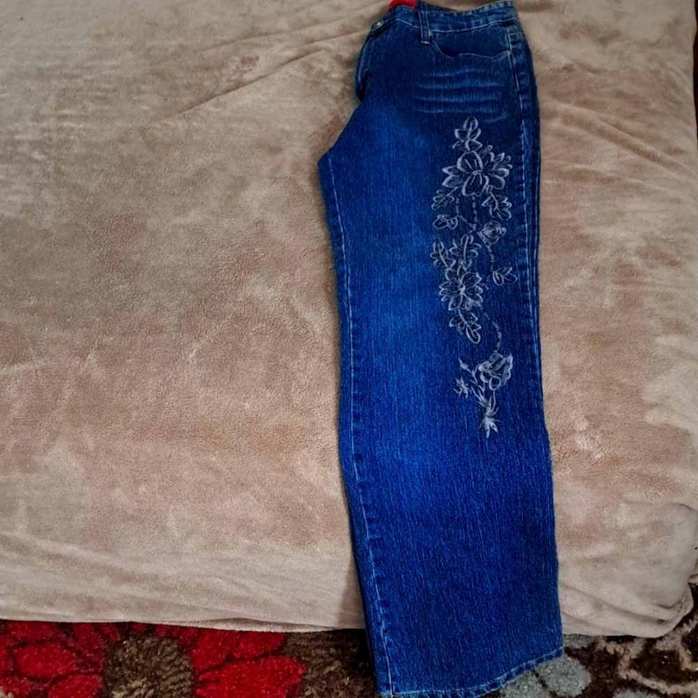Jeans, Cosmo Politan,denim, Size 12, design on left leg